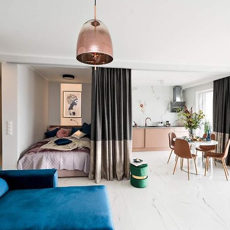 Apartament Marcelin Gold Wes Quality Suite Poznań Buitenkant foto
