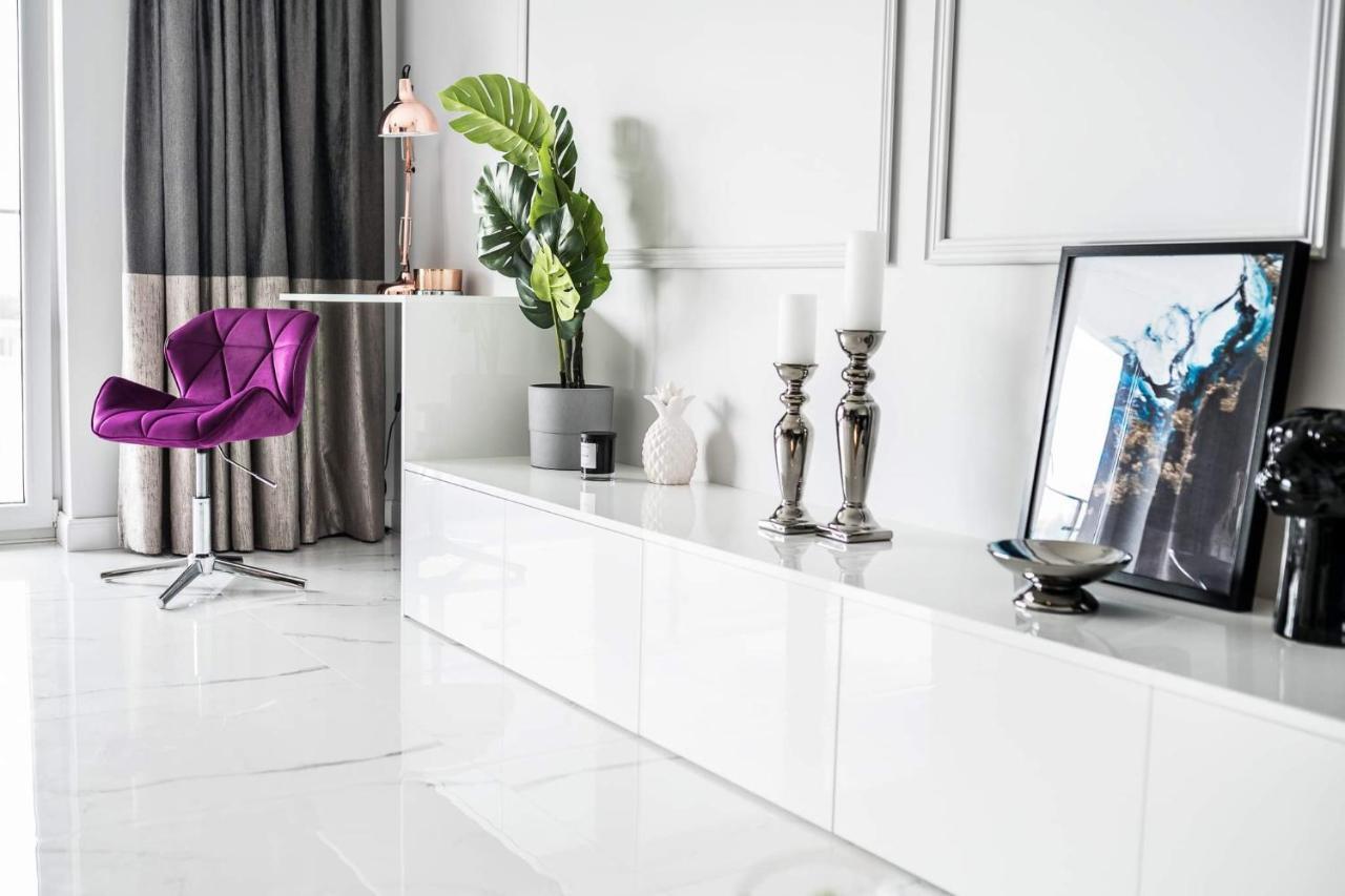 Apartament Marcelin Gold Wes Quality Suite Poznań Buitenkant foto